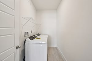 Blockbird Dr-S2702-017.jpg