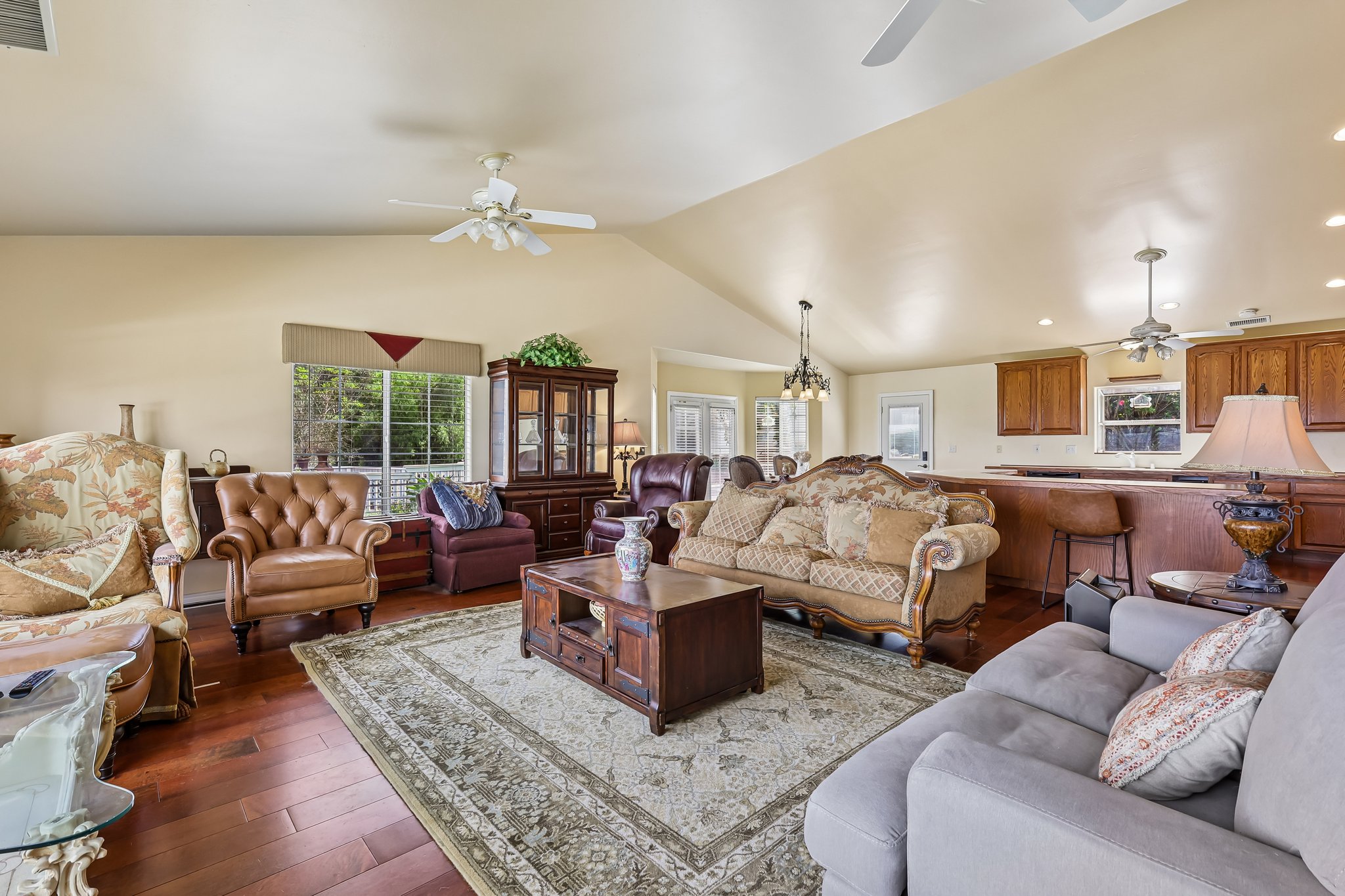 Emerald Heights Rd-S2310-016.jpg