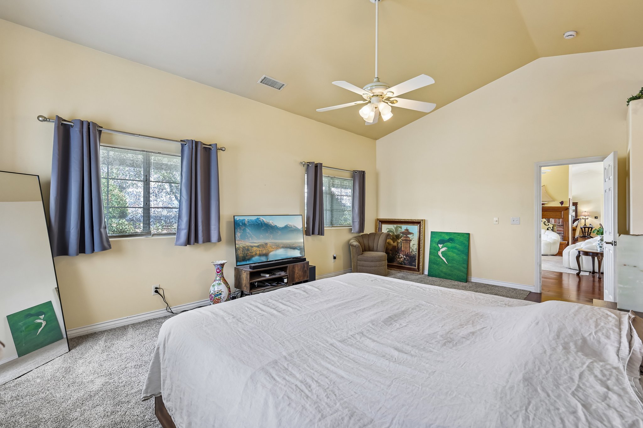 Emerald Heights Rd-S2310-038.jpg