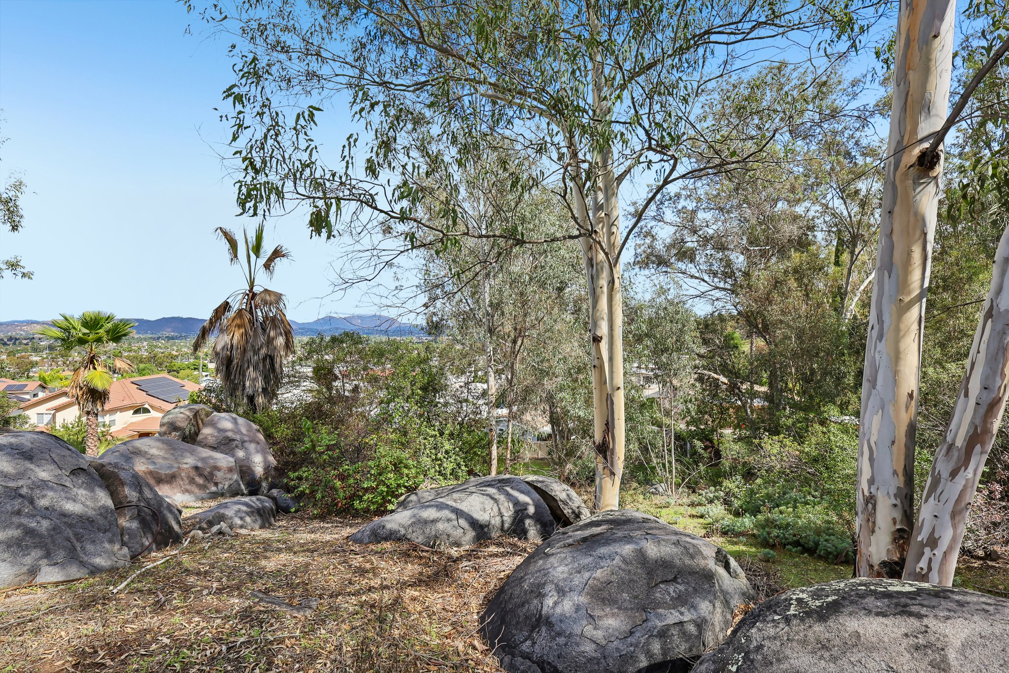 Emerald Heights Rd-S2310-059.jpg