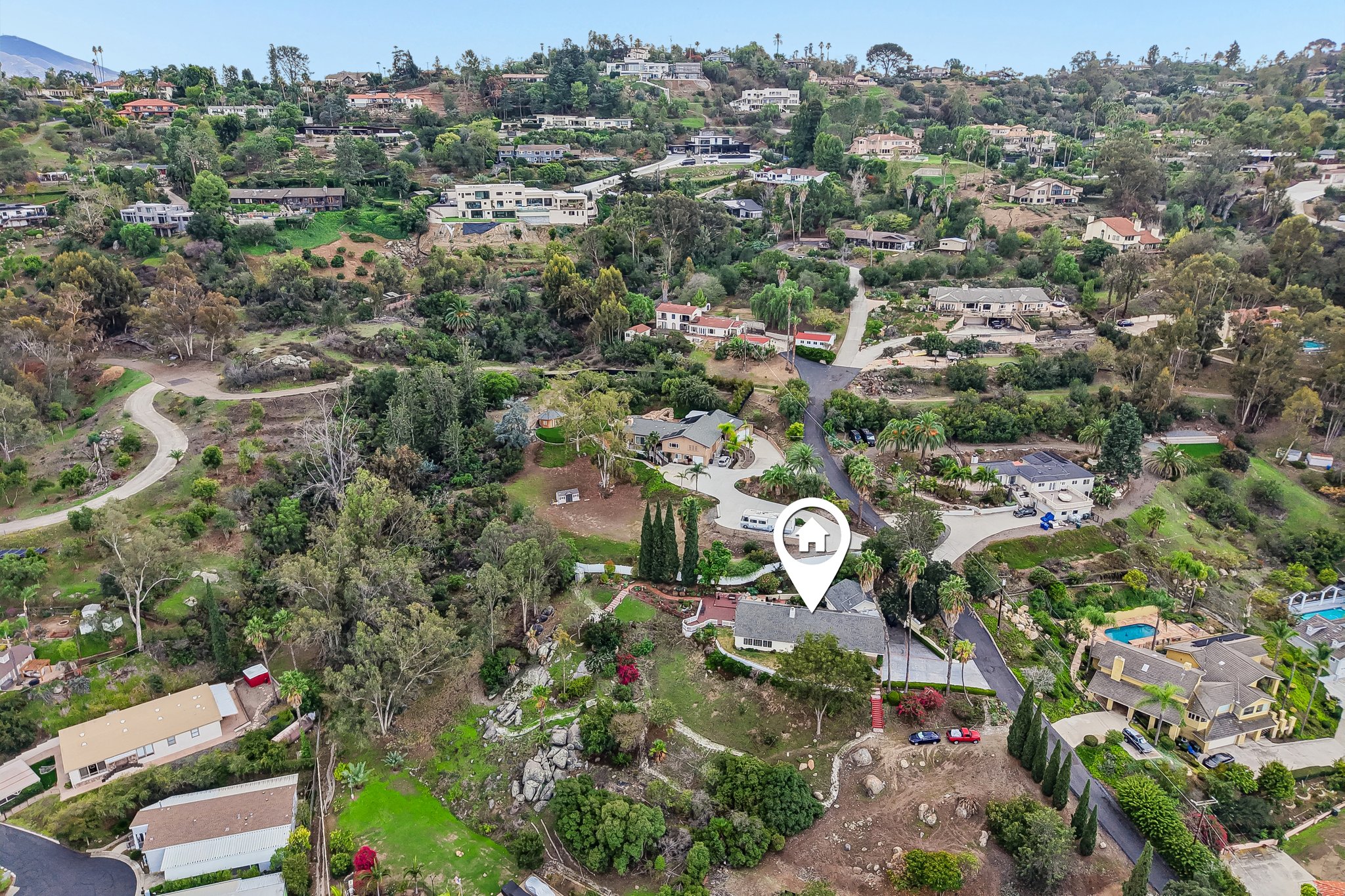 Emerald Heights Rd-S2310-072.jpg