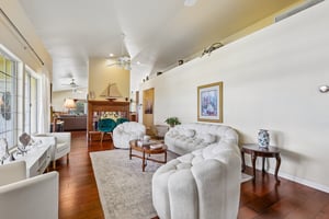Emerald Heights Rd-S2310-010.jpg