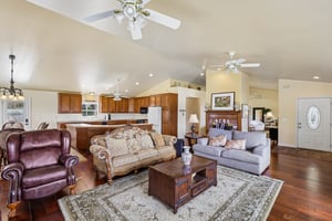 Emerald Heights Rd-S2310-017.jpg