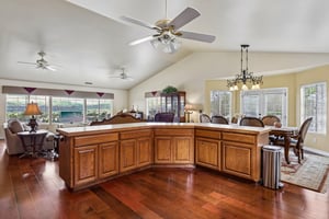 Emerald Heights Rd-S2310-024.jpg
