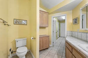 Emerald Heights Rd-S2310-039.jpg
