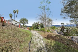 Emerald Heights Rd-S2310-058.jpg