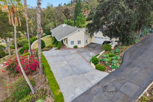Emerald Heights Rd-S2310-069.jpg