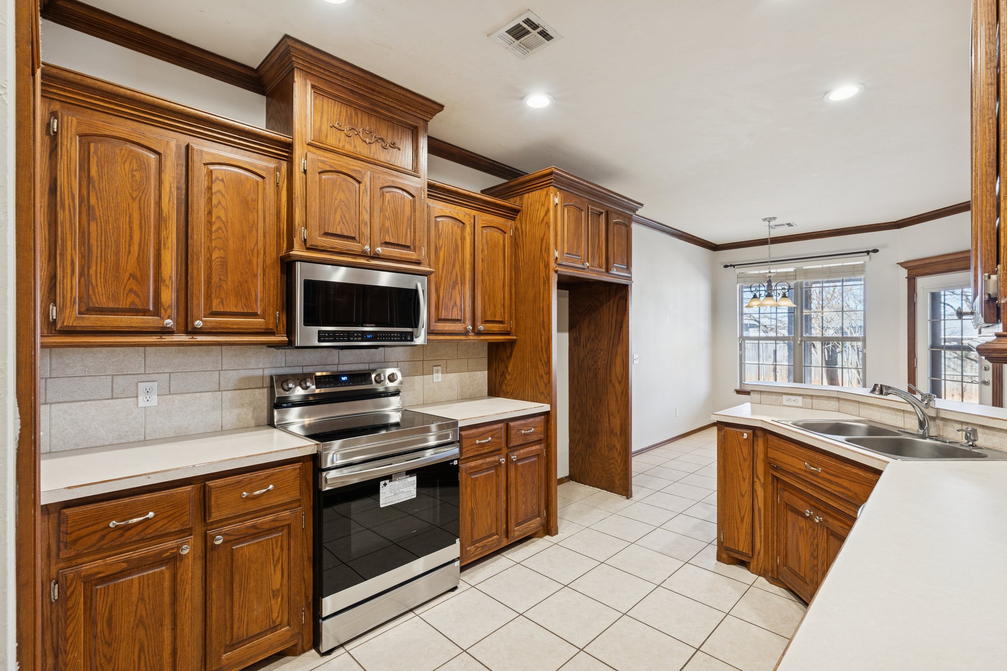 1133 S Silver Dr_013.jpg