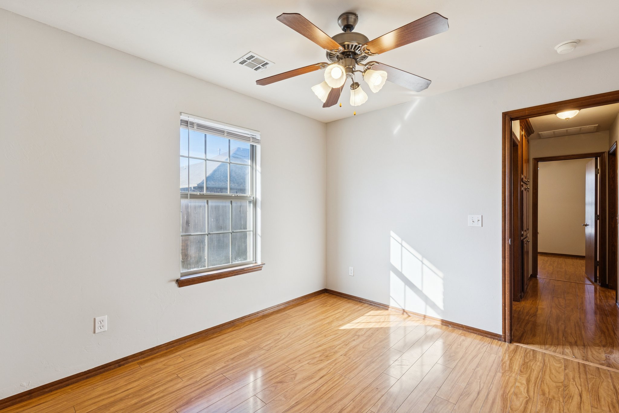 1133 S Silver Dr_016.jpg