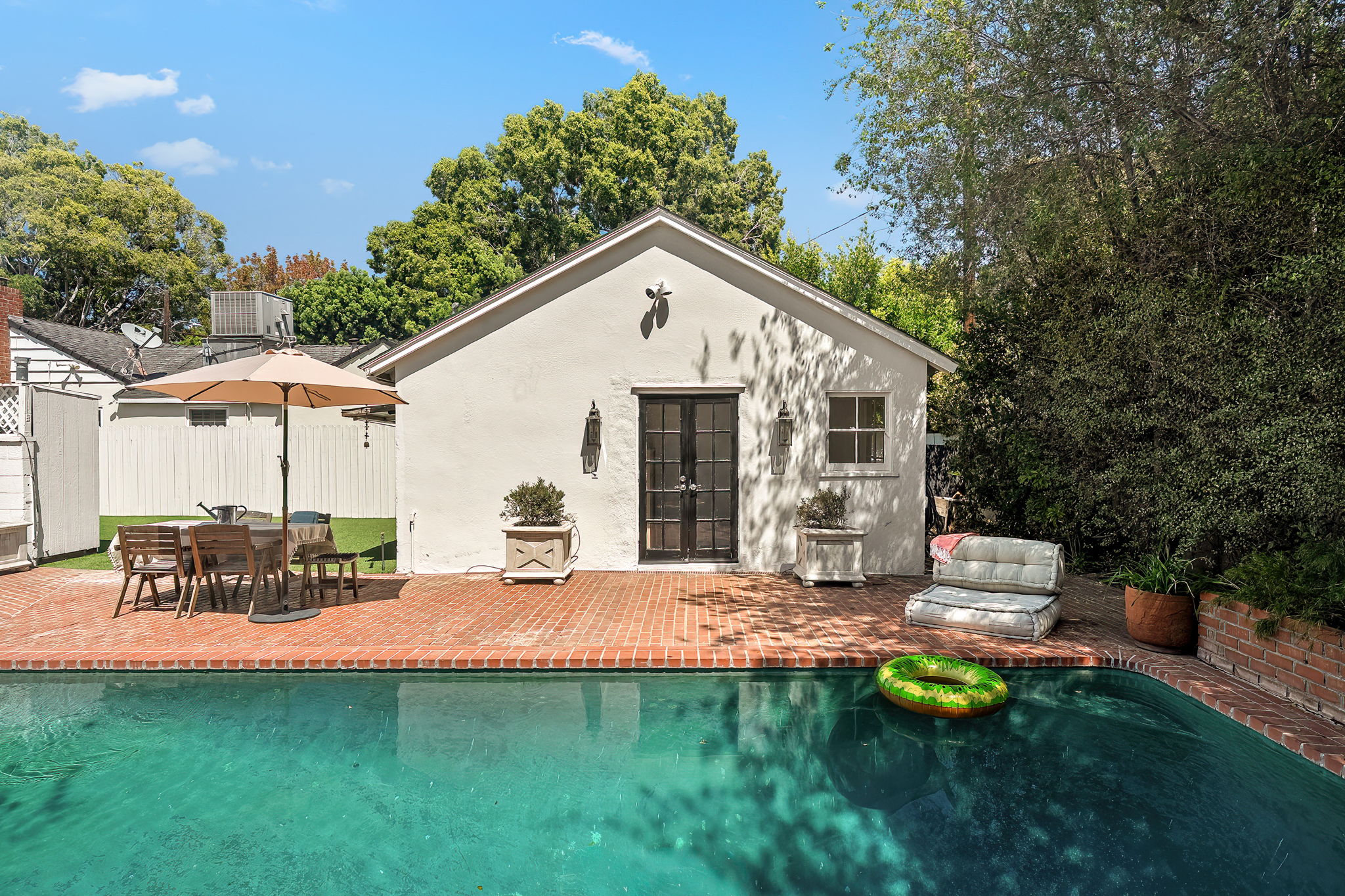 11332 Bolas Street-37