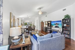 Palm Island Ave-S2506-006.jpg