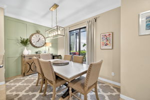 Dining Room 1 of 2