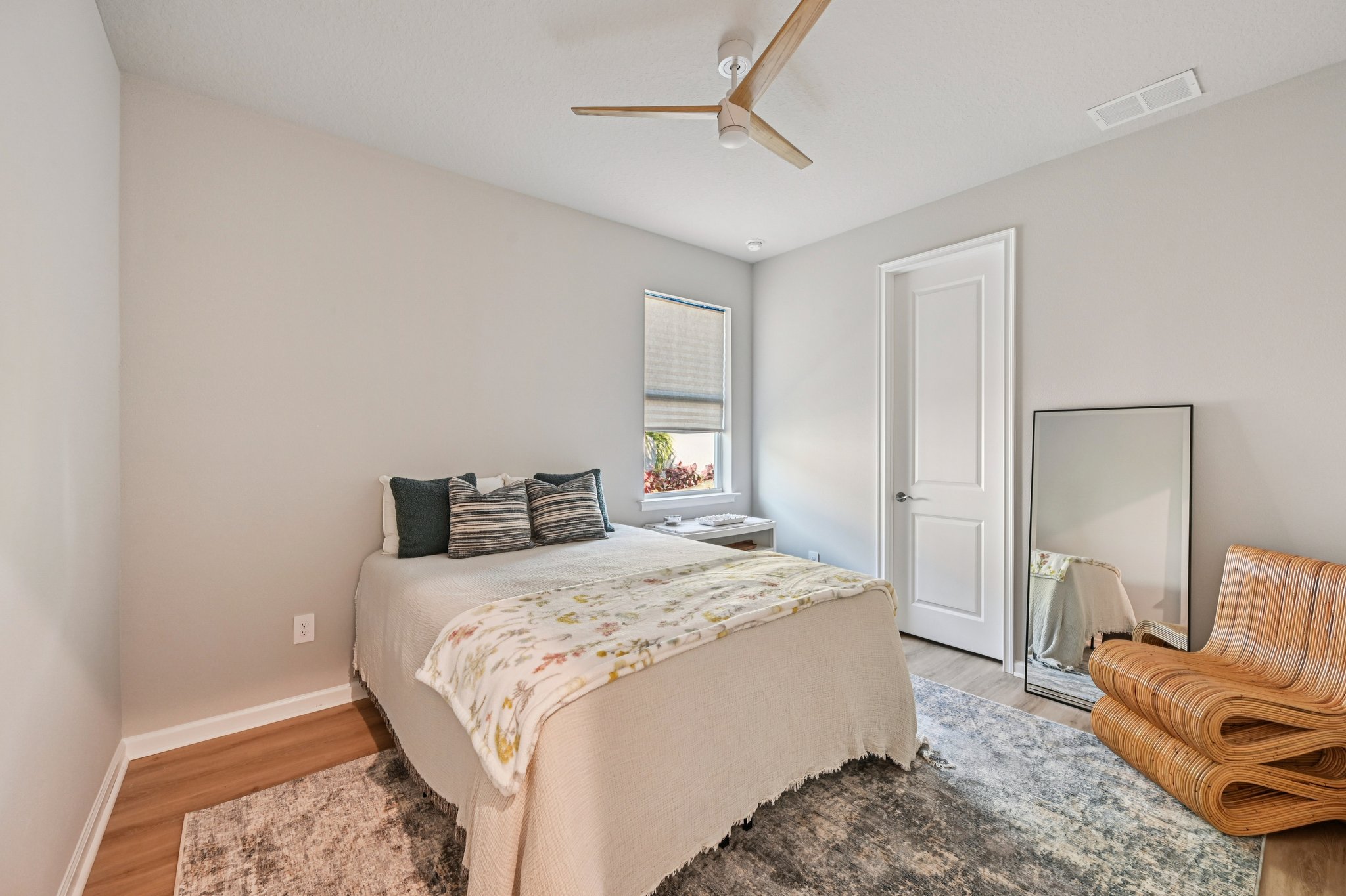 Boundless Ter-S2801-022.jpg