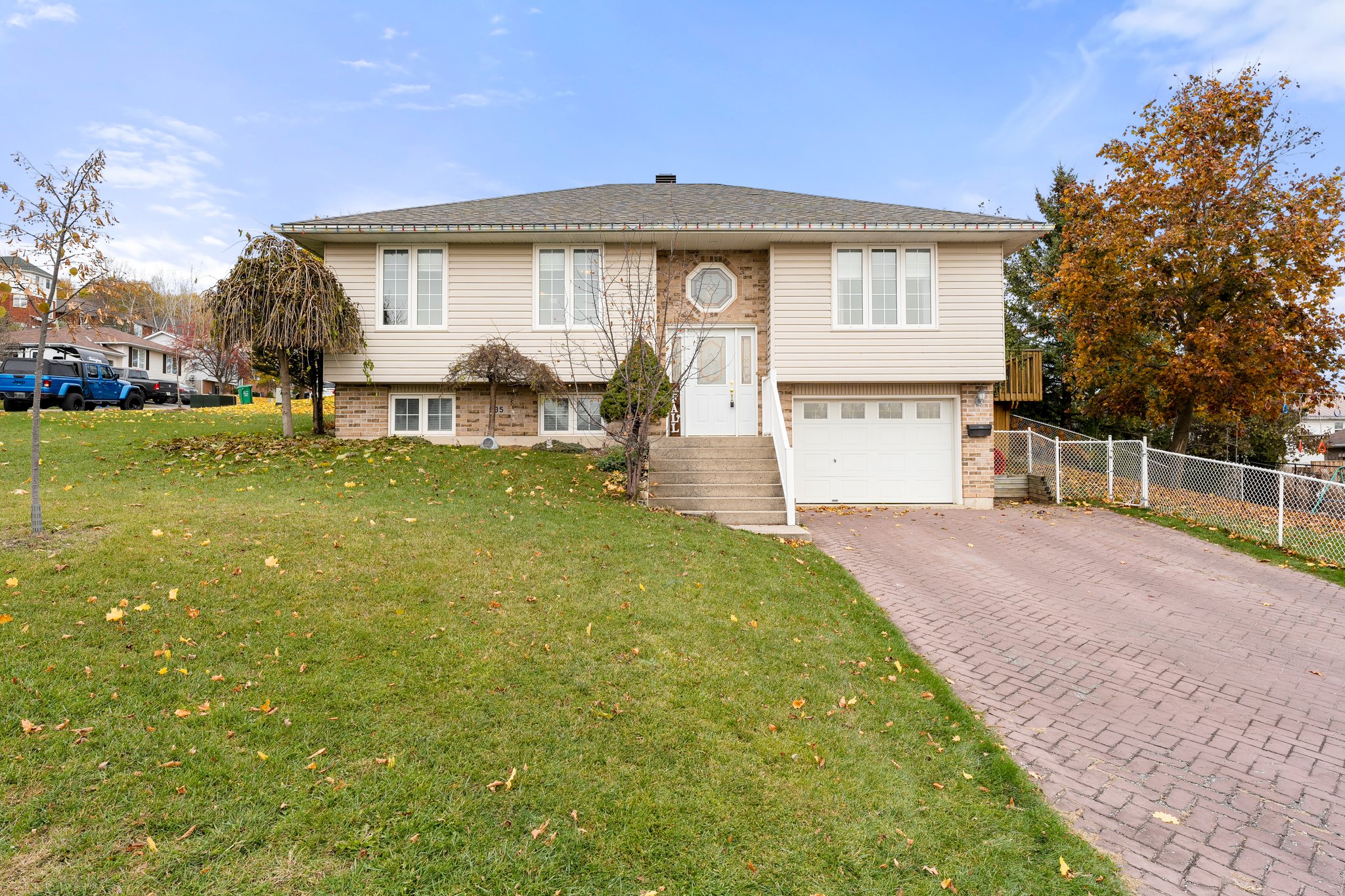 1135 Afton Rd Peterborough Realty Photo Haus