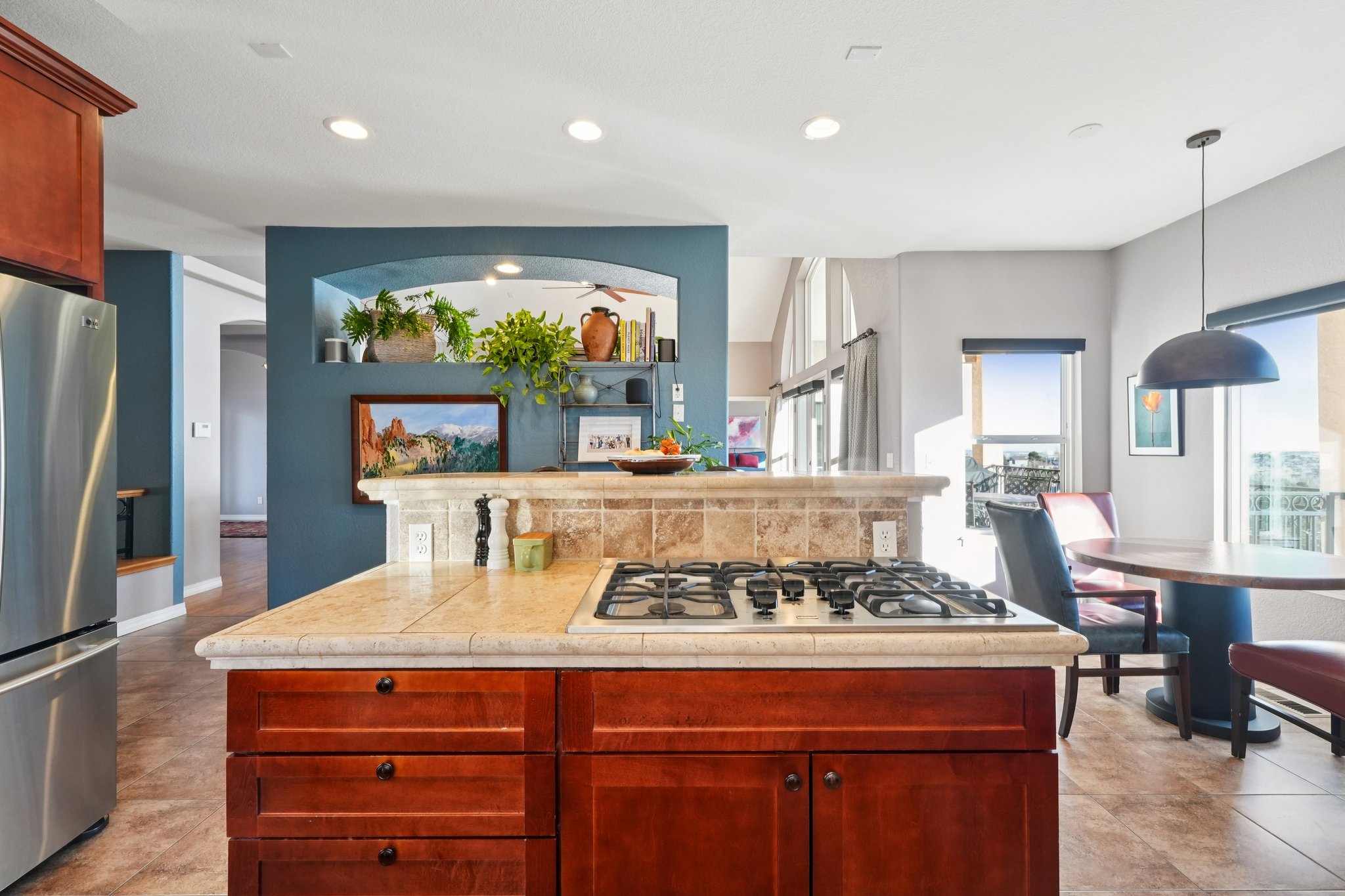 Bayfield Dr-S2101-029.jpg