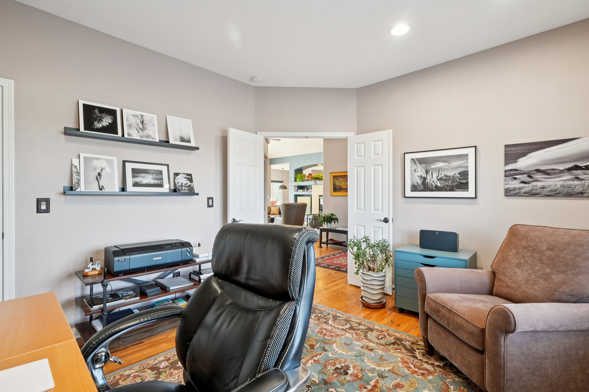 Bayfield Dr-S2101-038.jpg