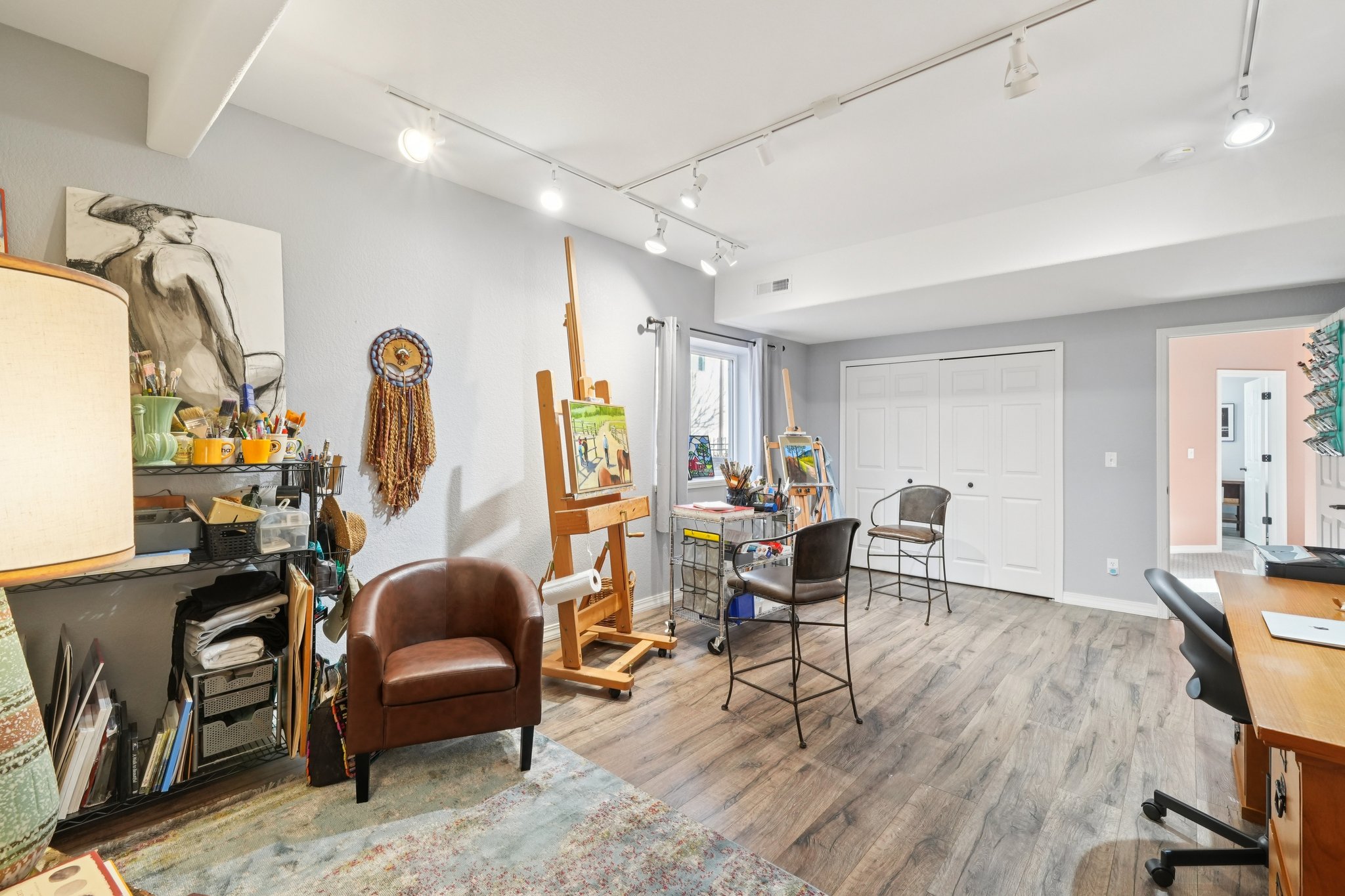 Bayfield Dr-S2101-053.jpg