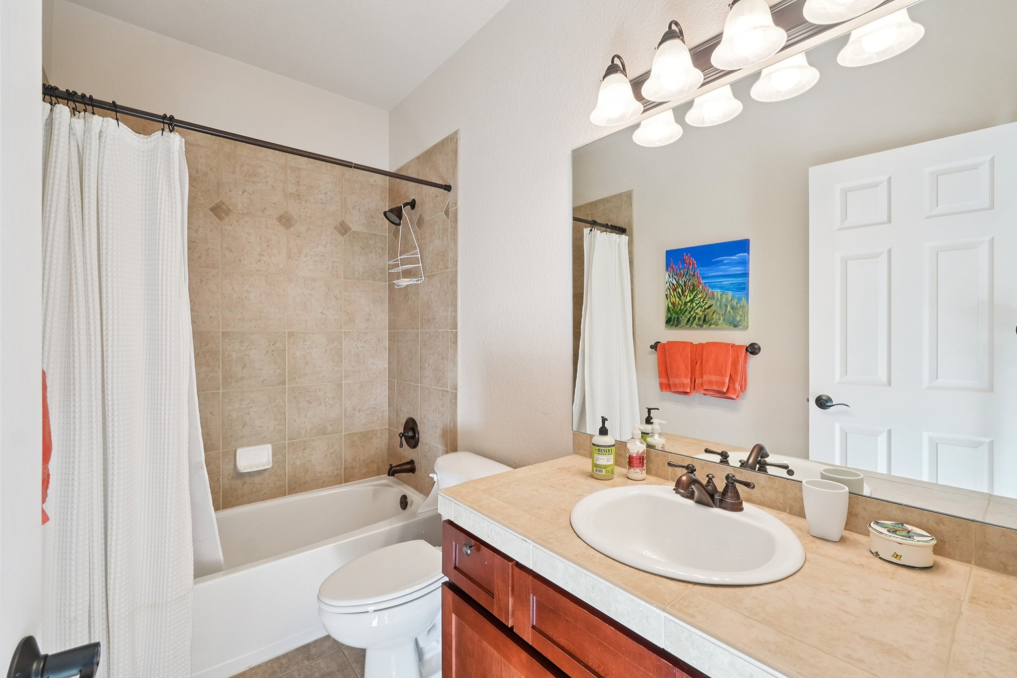 Bayfield Dr-S2101-054.jpg