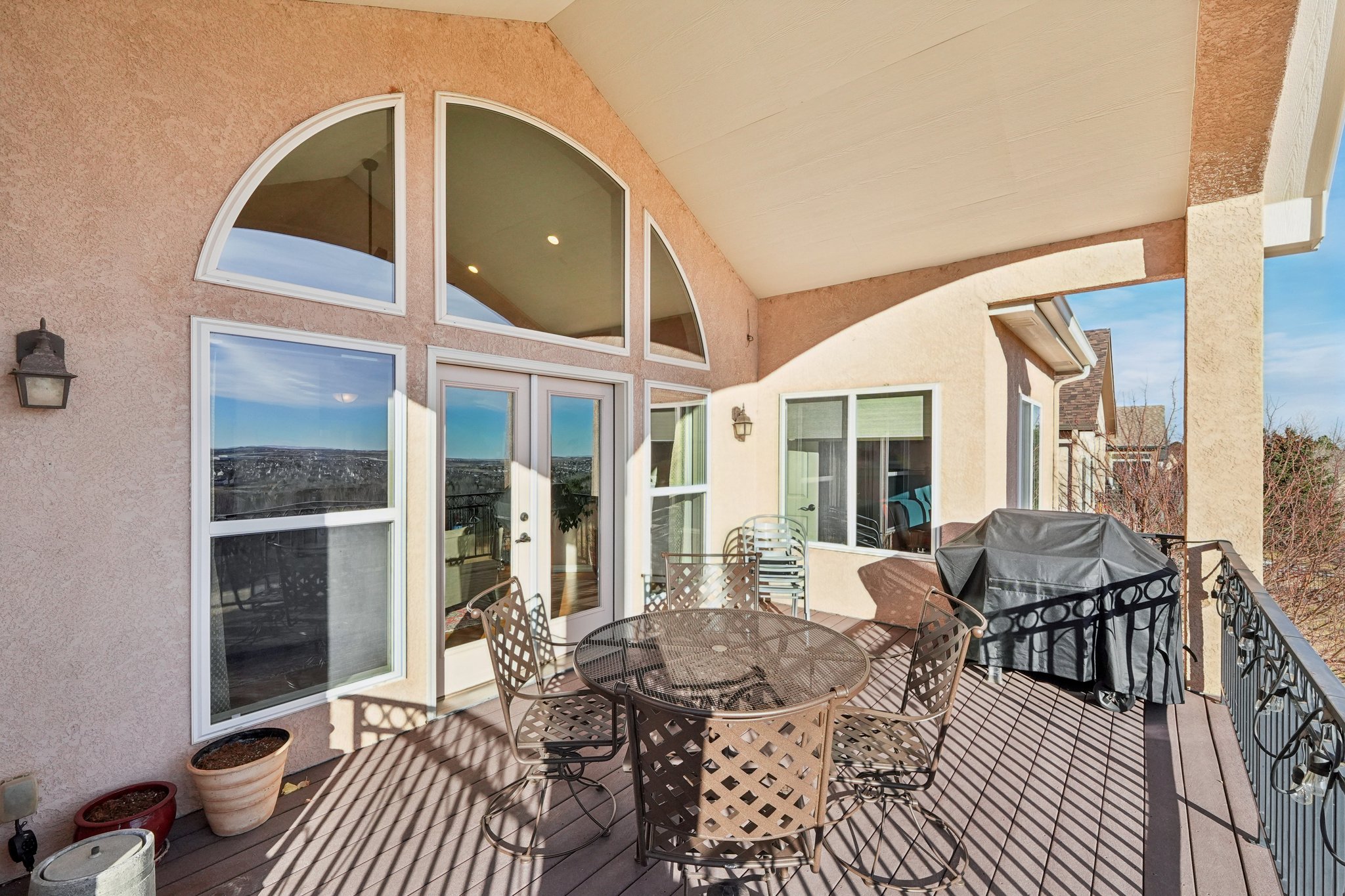 Bayfield Dr-S2101-071.jpg