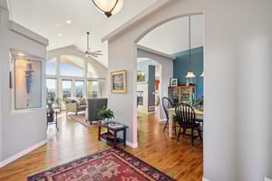 Bayfield Dr-S2101-004.jpg