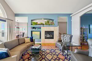 Bayfield Dr-S2101-008.jpg