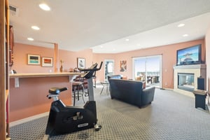 Bayfield Dr-S2101-013.jpg