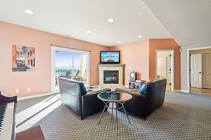 Bayfield Dr-S2101-016.jpg