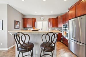 Bayfield Dr-S2101-030.jpg