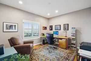 Bayfield Dr-S2101-035.jpg