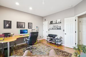 Bayfield Dr-S2101-037.jpg