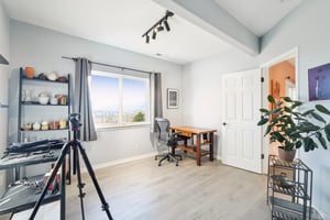 Bayfield Dr-S2101-057.jpg