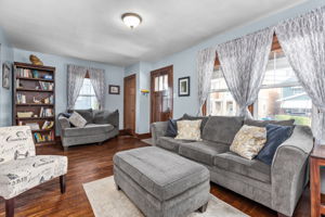 1135Bellaire-TheisMedia-024-TM1_9565n