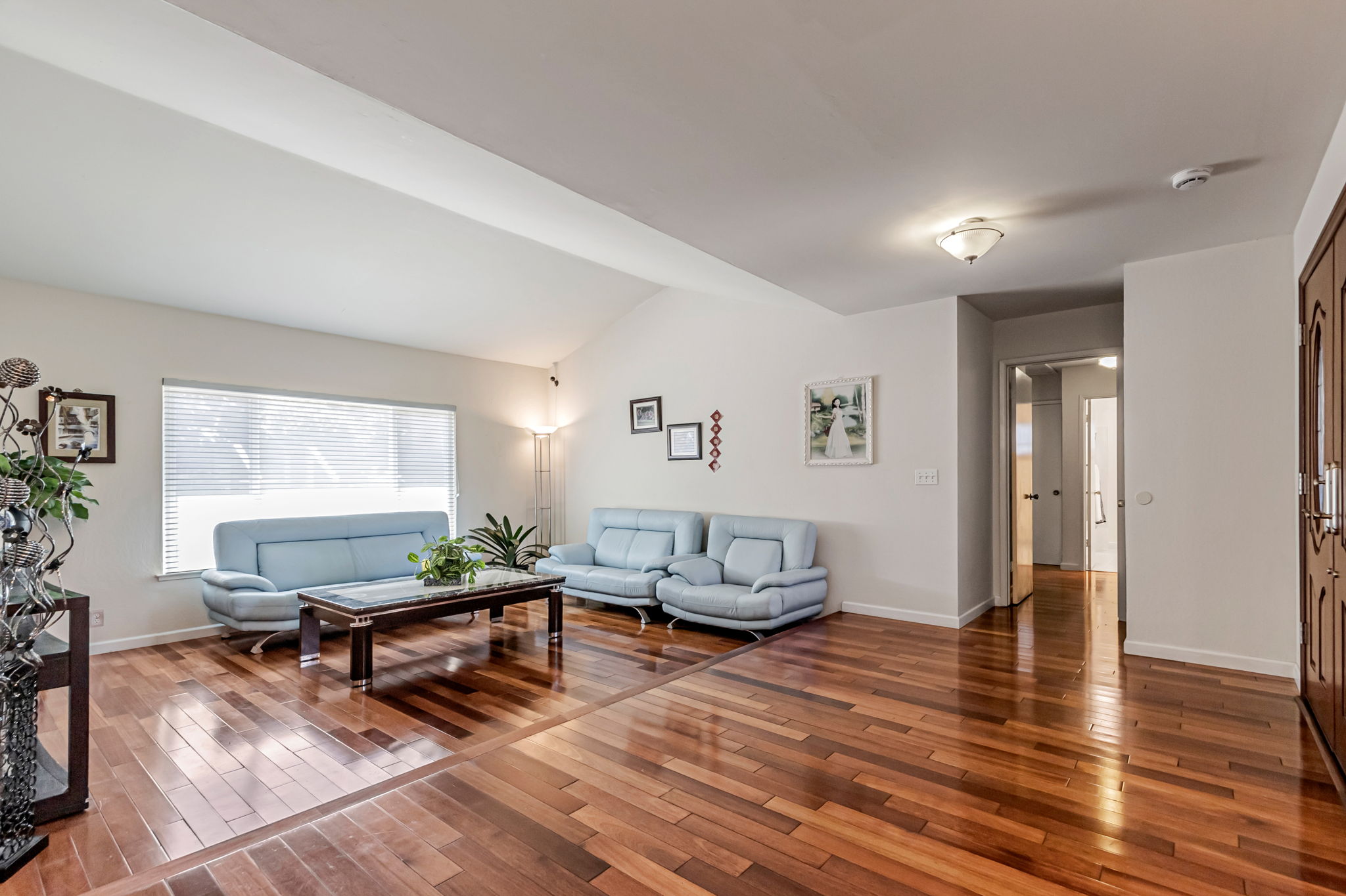 009_ 1135 Elmsford Dr 