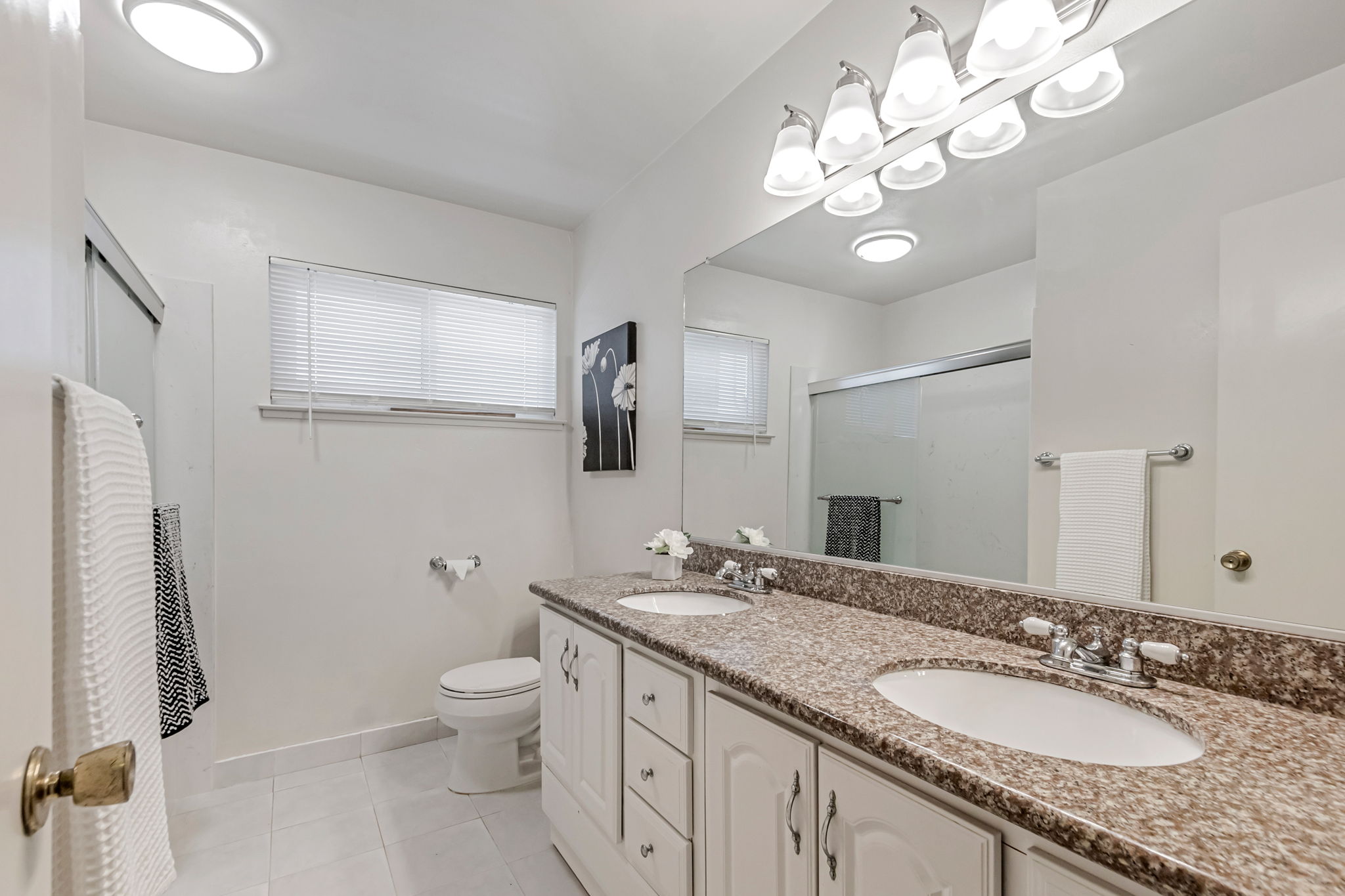 040_ 1135 Elmsford Dr 