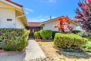 004_ 1135 Elmsford Dr 