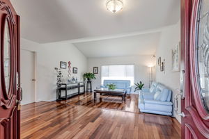 007_ 1135 Elmsford Dr 