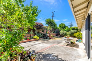 044_ 1135 Elmsford Dr 