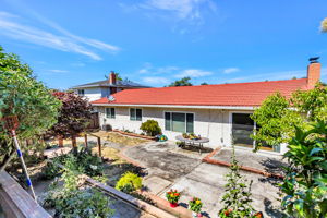 050_ 1135 Elmsford Dr 