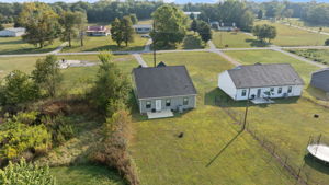  Photo 48