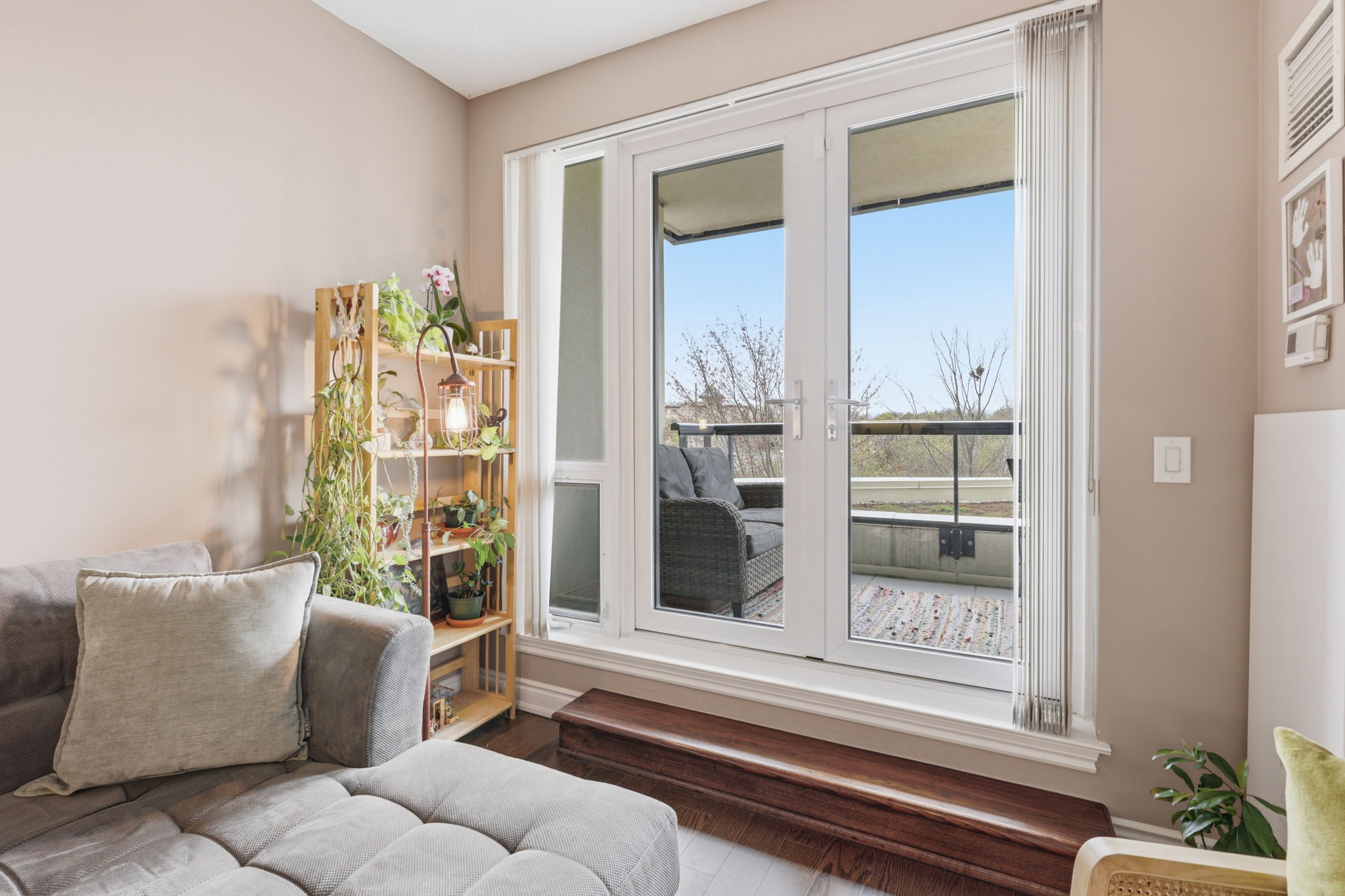 Property in Toronto — delivered property photograph 10