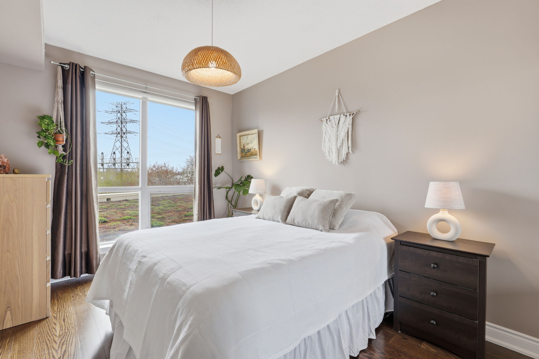 Property in Toronto — delivered property photograph 15