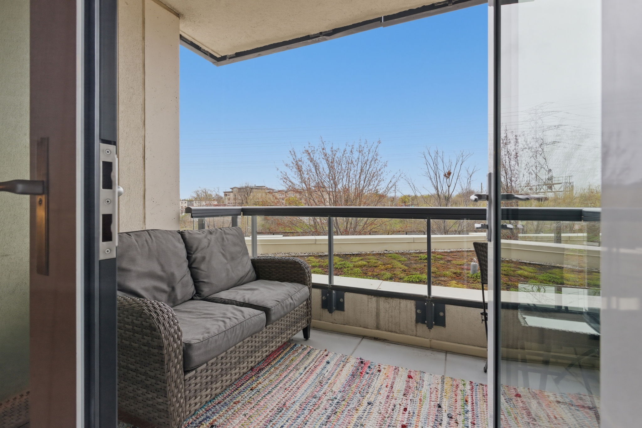 Property in Toronto — delivered property photograph 22