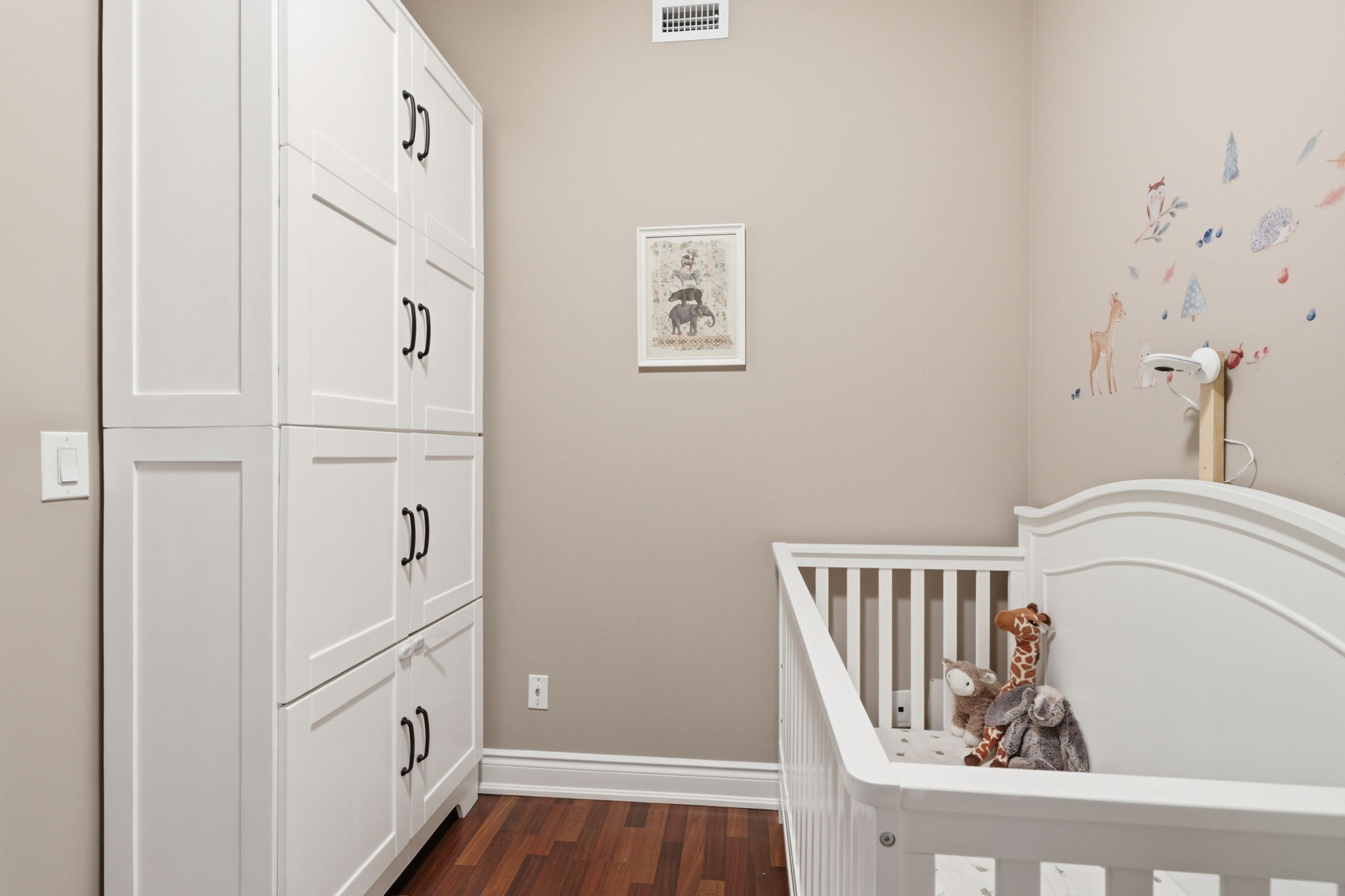 Property in Toronto — delivered property photograph 20