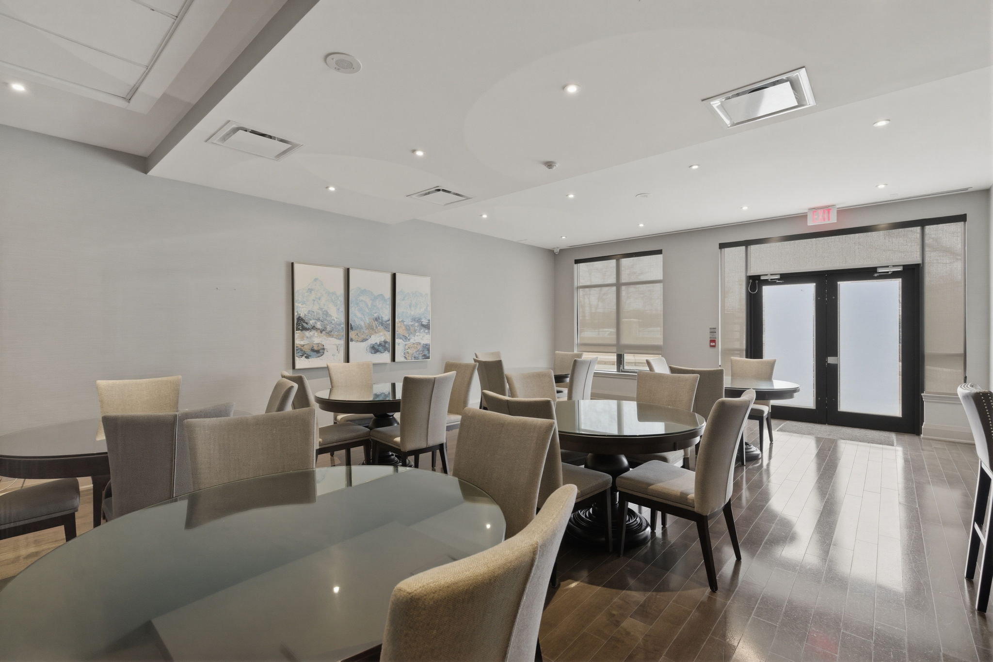 Property in Toronto — delivered property photograph 37