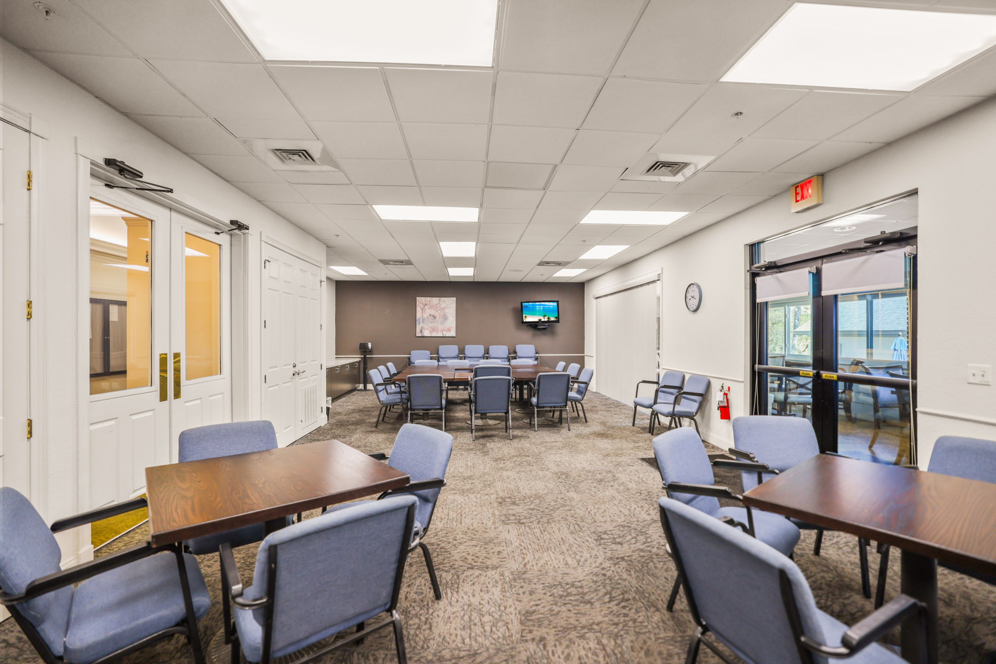 Community Conf Room - 495A2747