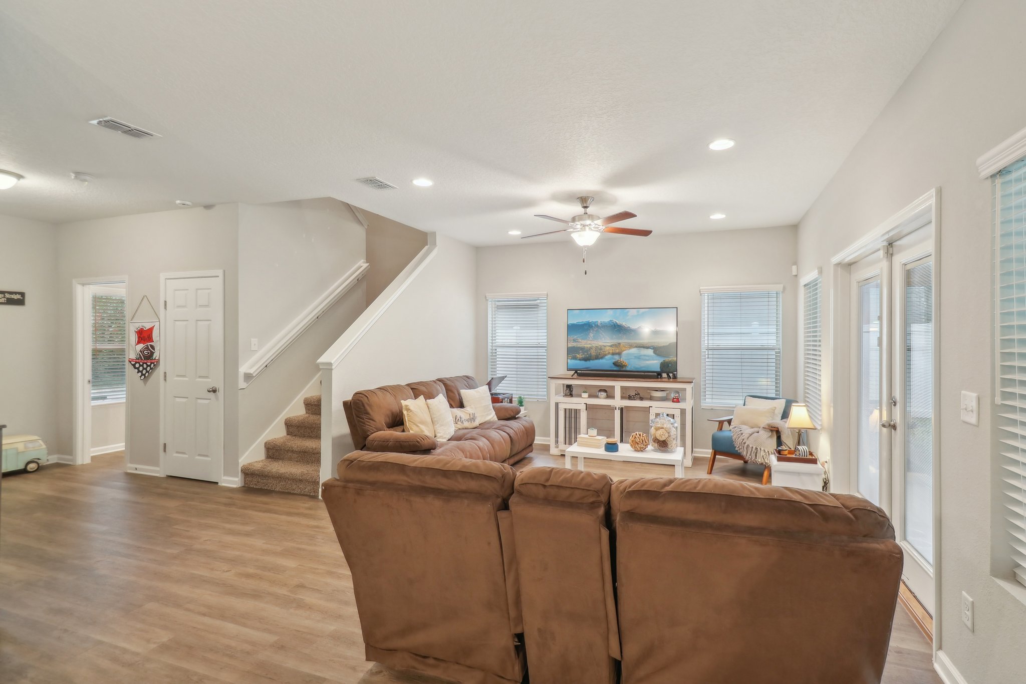 River Hollow Ln-006.jpg