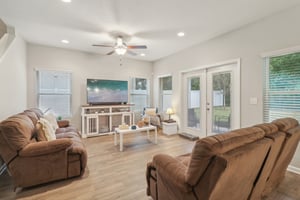 River Hollow Ln-007.jpg