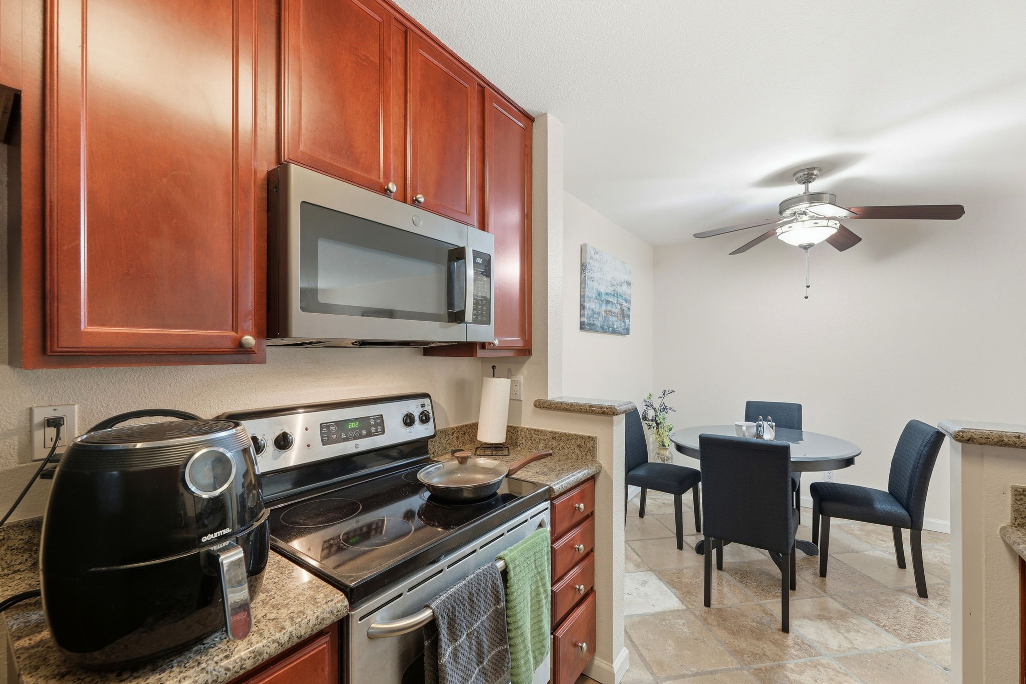 013_F8_1137 Yarwood Ct