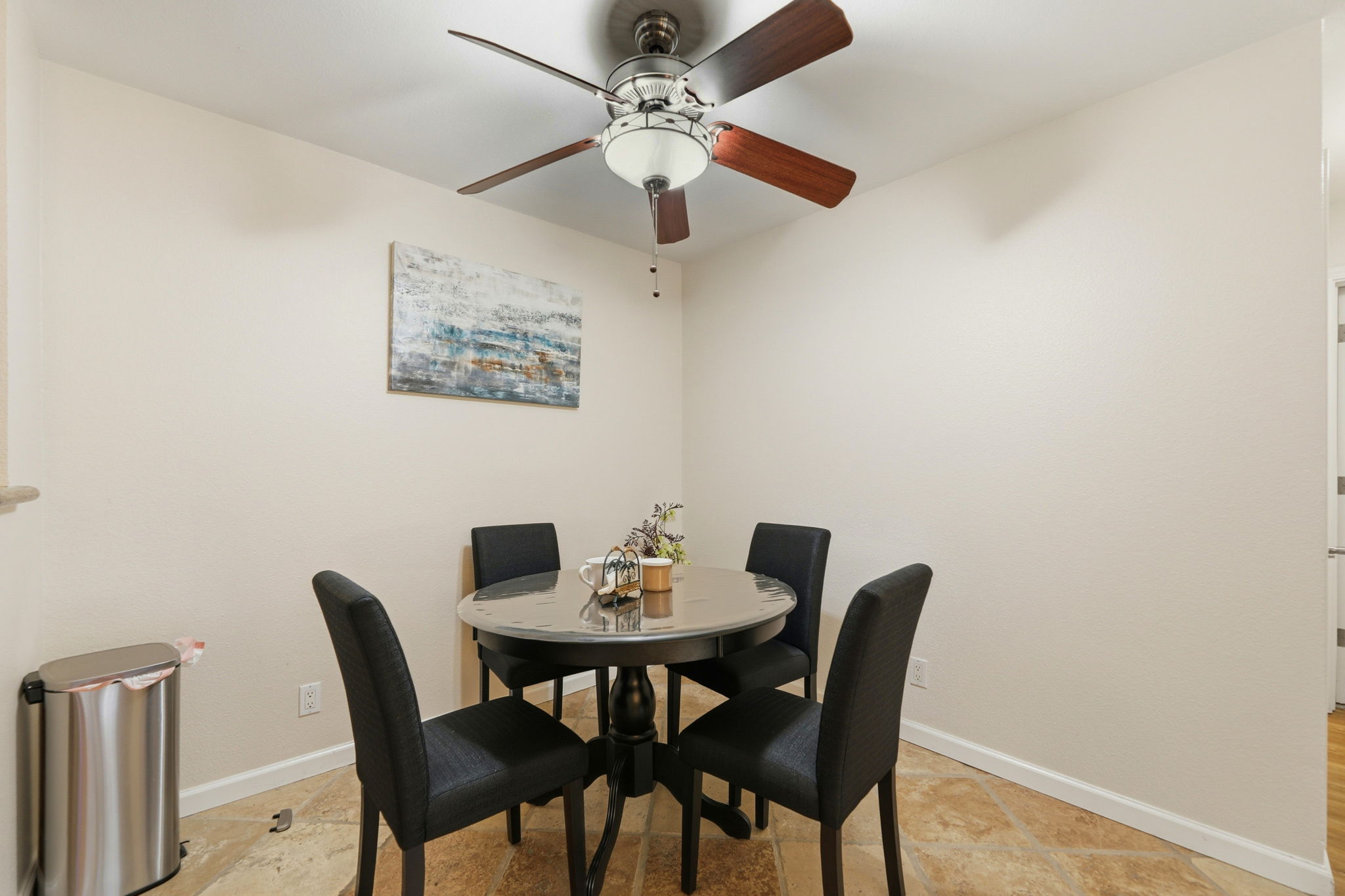 014_F8_1137 Yarwood Ct