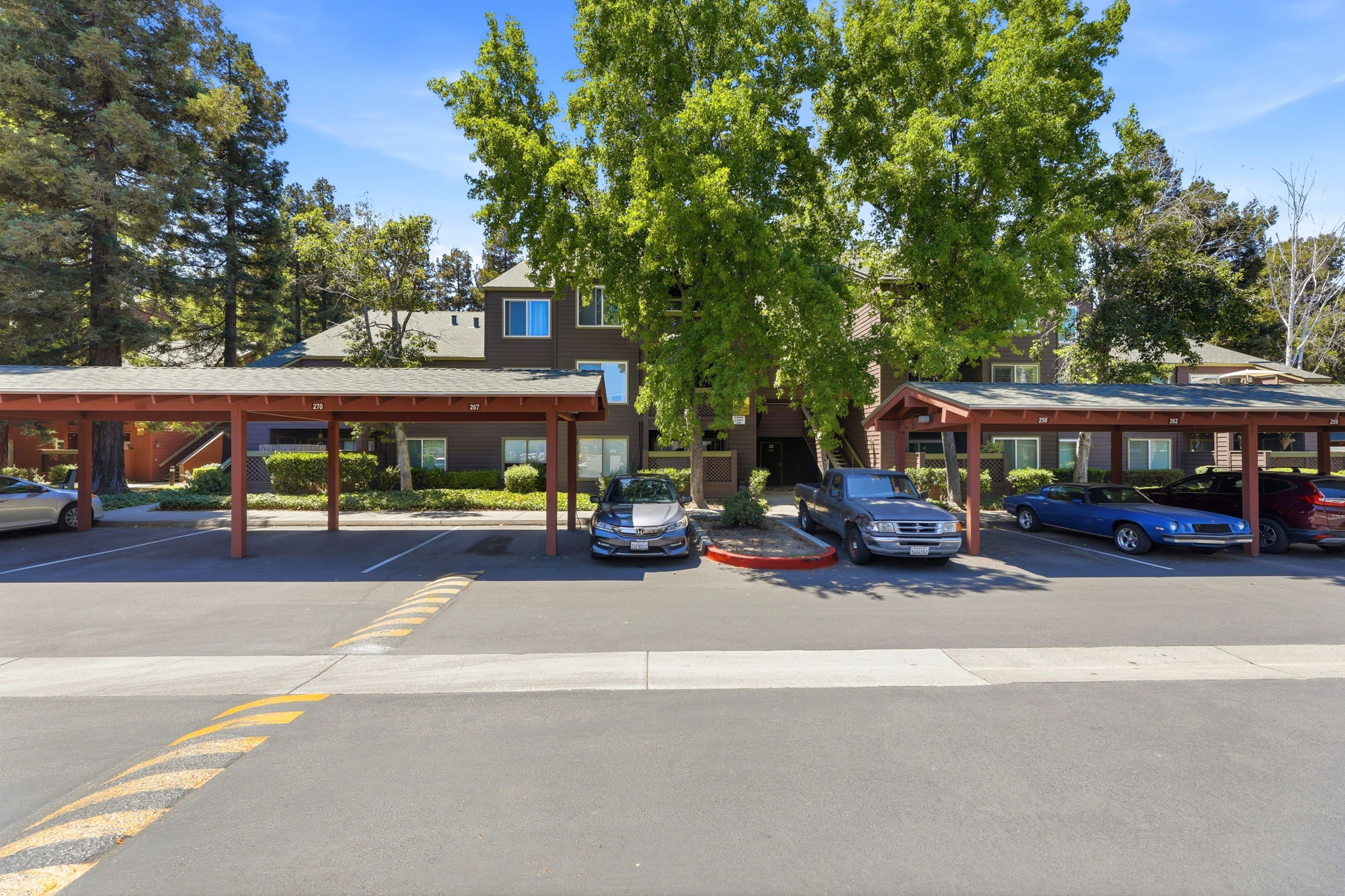 035_F8_1137 Yarwood Ct